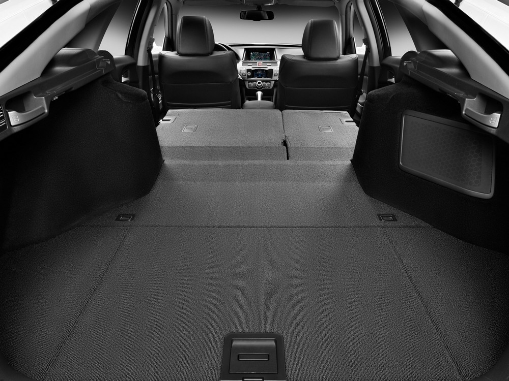 Honda Crosstour 2013 – interior, trunk, photo